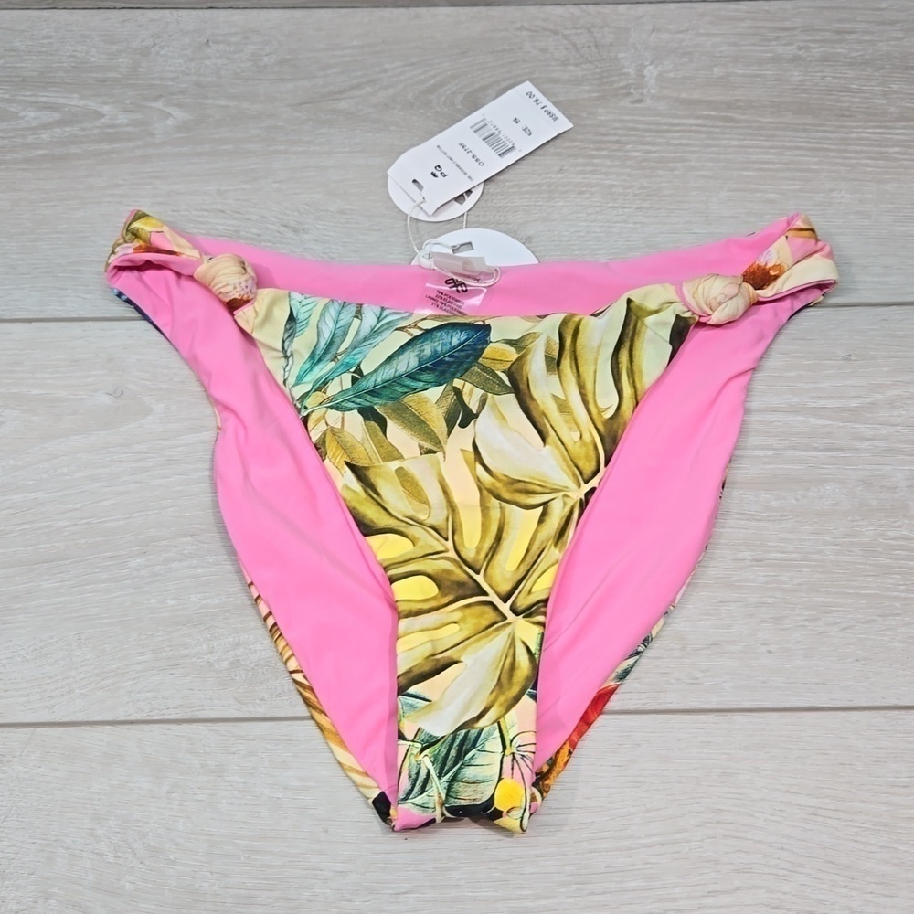 SoldNWT PQ Women OSS Reversible Knot bottom Swim sz S